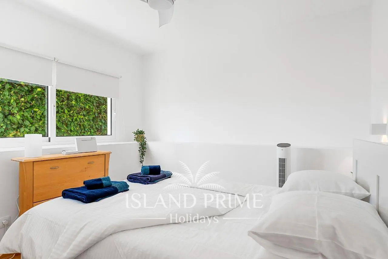 Huge Villa With Amazing Garden In Golf Del Sur Alm160 San Miguel de Abona