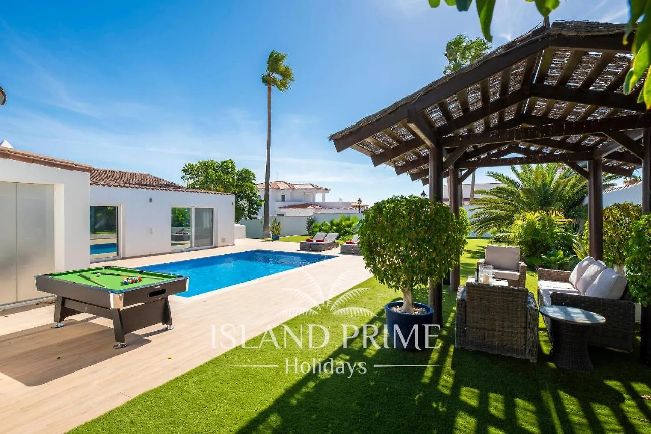 Huge Villa With Amazing Garden In Golf Del Sur Alm160 San Miguel de Abona